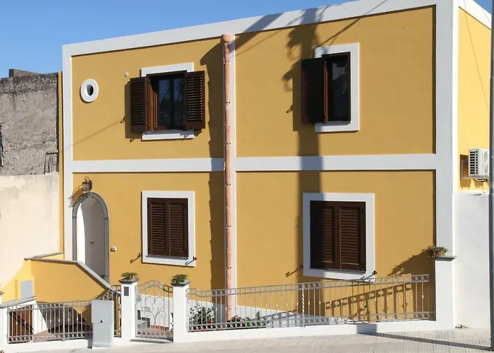 Malvasia - Il Palmento * Canneto (Lipari)